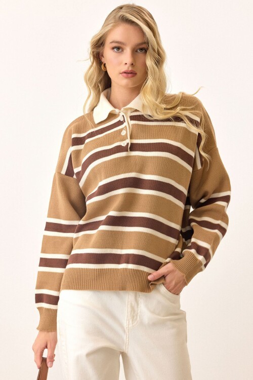 Polo Yaka Çizgili Triko Kazak