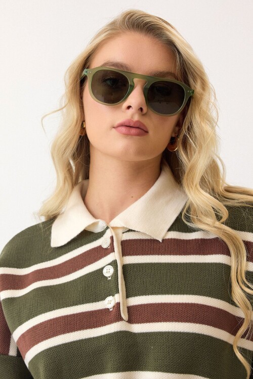 Polo Yaka Çizgili Triko Kazak