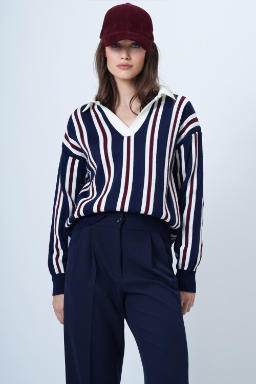 Polo Yaka Çizgili Triko Kazak