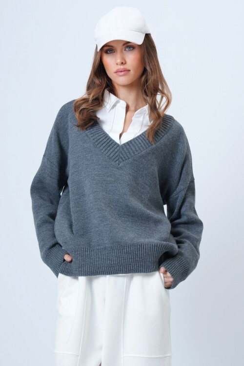 V Yaka Geniş Ribanalı Örgü Uzun Kollu Triko Kazak