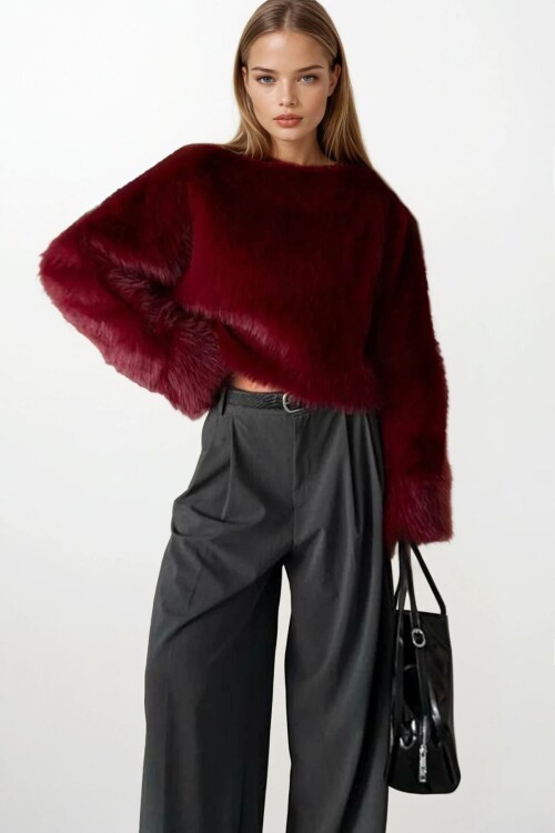Yumuşak Dokulu Uzun Kollu Oversize Kürk Sweatshirt