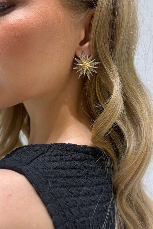 Zirkon Taşlı Kutup Yıldızı Tasarımlı Küpe