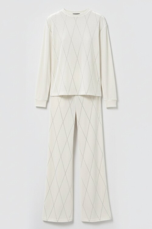 Baklava Desen Taş İşlemeli Bluz Ve Çift Cepli Pantolon Takım