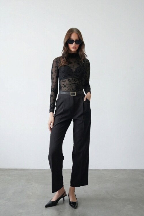 Beli Lastikli Düğme Kapamalı Çift Cepli Pantolon