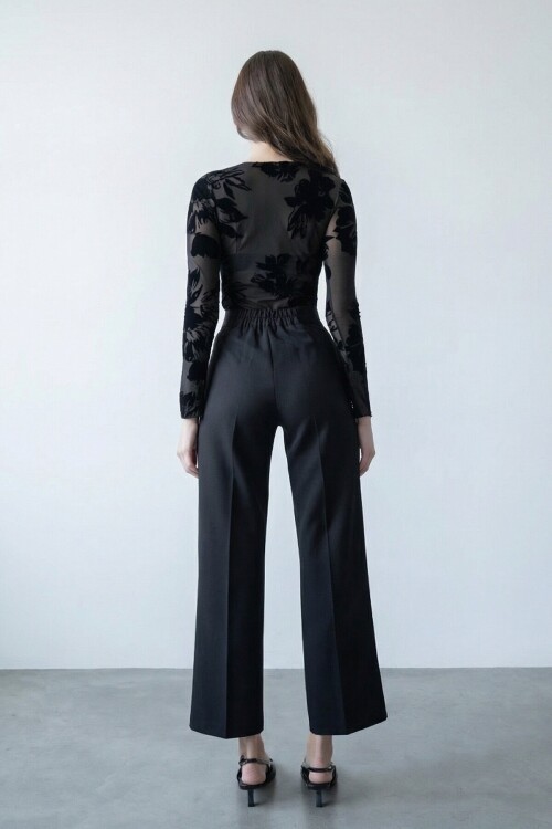 Beli Lastikli Düğme Kapamalı Çift Cepli Pantolon