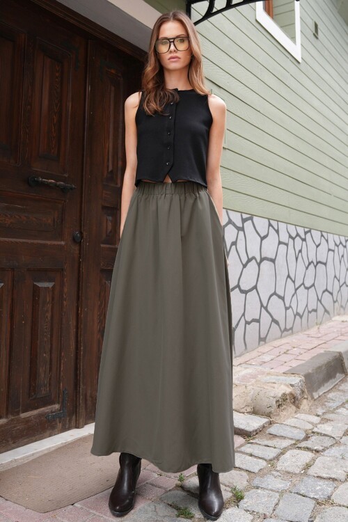 Beli Lastikli Kemer Detaylı Çift Cepli Midi Boy Etek