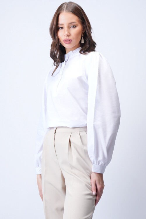 Beyaz Hakim Yaka Yarım Pat Balon Kol Poplin Dokuma Gömlek