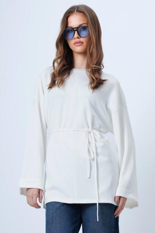 Bisiklet Yaka Duble Kol Yanı Çımalı Yırtmaçlı Bluz