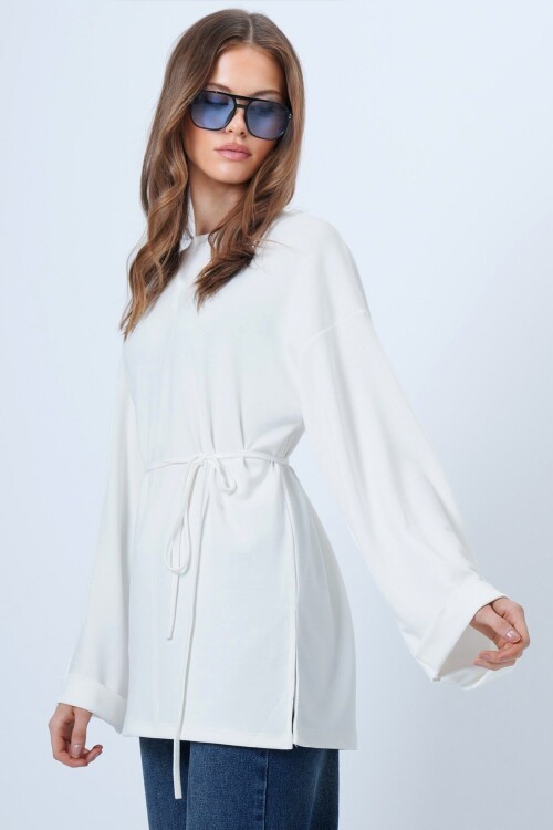 Bisiklet Yaka Duble Kol Yanı Çımalı Yırtmaçlı Bluz