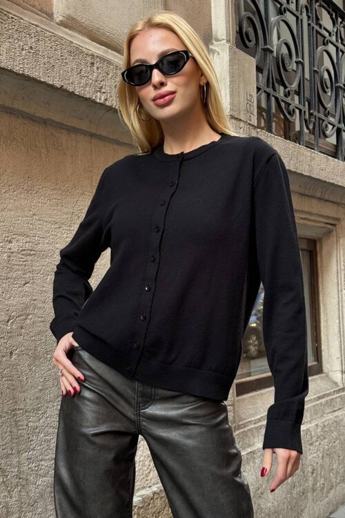 Bisiklet Yaka Düğmeli Triko Hırka