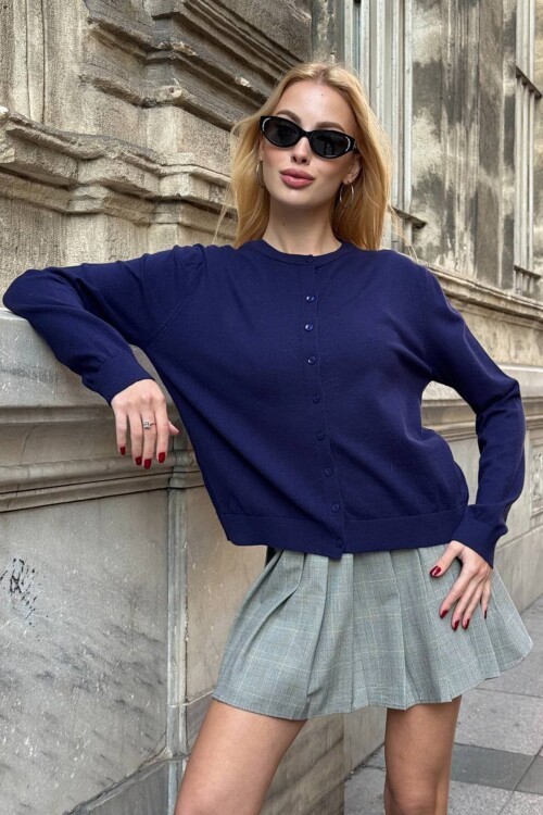 Bisiklet Yaka Düğmeli Triko Hırka