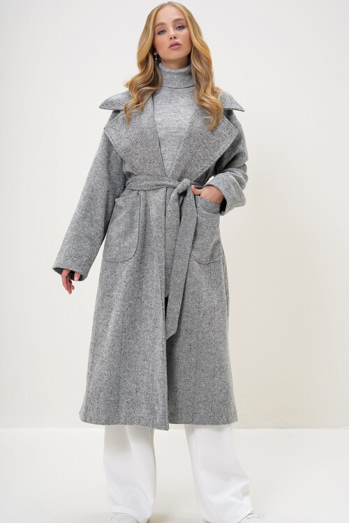 Ceket Yaka Torba Cepli İçi Astarlı Kuşak Bağlamalı Kaşe Kaban