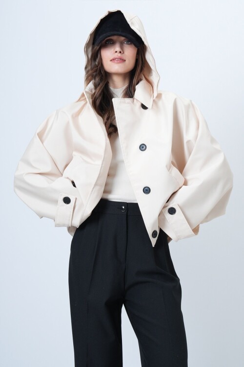 Çift Cepli düğme Kapamalı Kısa Trençkot