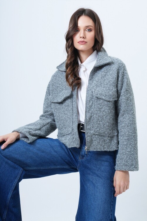 Çift Cepli Fermuar Kapamalı Buklet Ceket