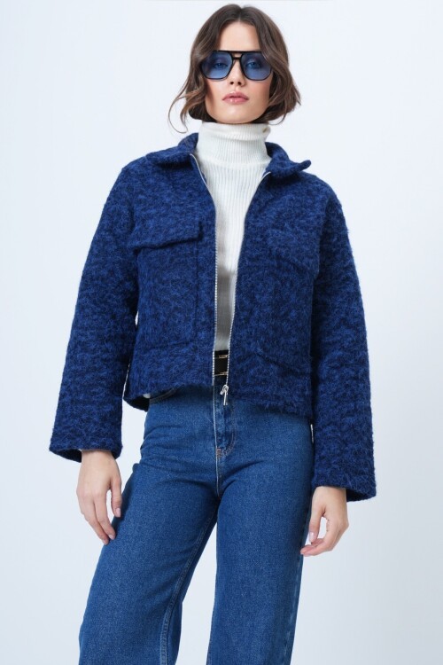 Çift Cepli Fermuar Kapamalı Buklet Ceket