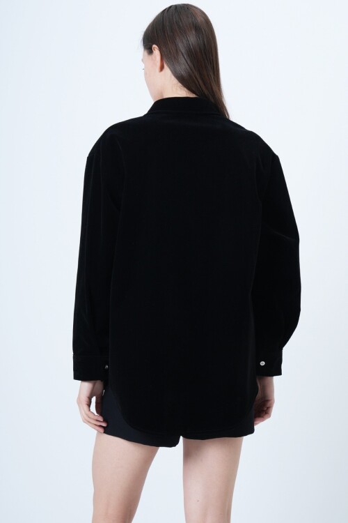 Çift Cepli Oversize Kadife Gömlek