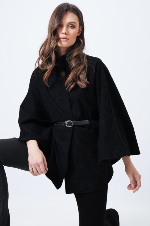 Dik Yaka Düğmeli Kemerli Panço