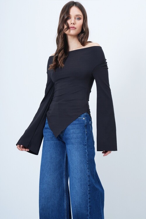 Drape Yaka Asimetrik Kesim Bluz