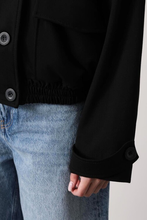 Düğme Kapamalı Çift Cepli Astarlı Bomber Ceket