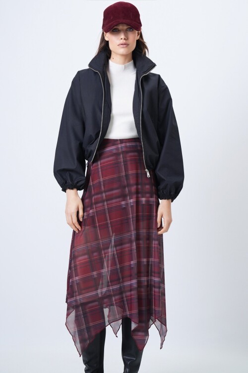 Fermuar Kapamalı Beli ve Kolları Lastikli Astarlı Ceket