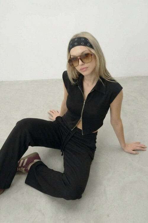 Fermuarlı Crop Hırka Ve Lastikli Eşofman Takımı