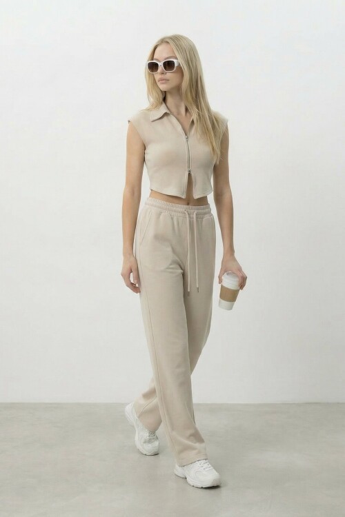 Fermuarlı Crop Hırka Ve Lastikli Eşofman Takımı