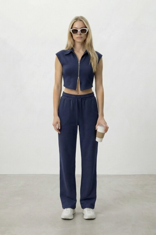 Fermuarlı Crop Hırka Ve Lastikli Eşofman Takımı