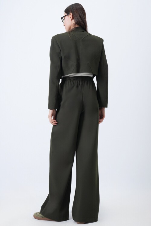 Fleto Cepli Crop Ceket ve Beli Lastikli  Palazzo Pantolon Takım