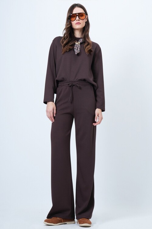 Fular Detaylı Sweatshirt Ve Geniş Paça Eşofman Takım