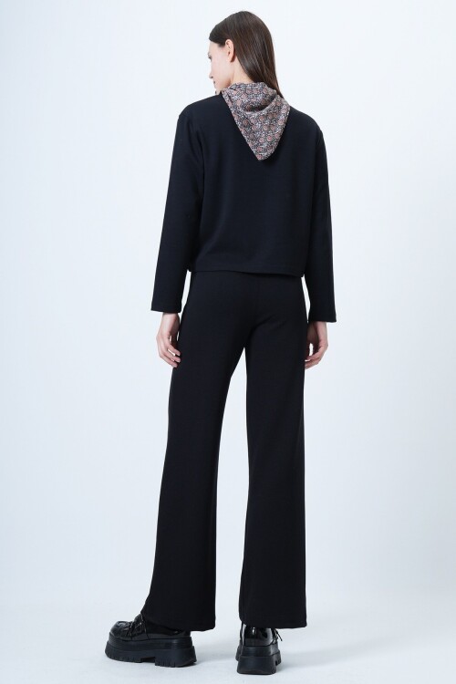 Fular Detaylı Sweatshirt Ve Geniş Paça Eşofman Takım