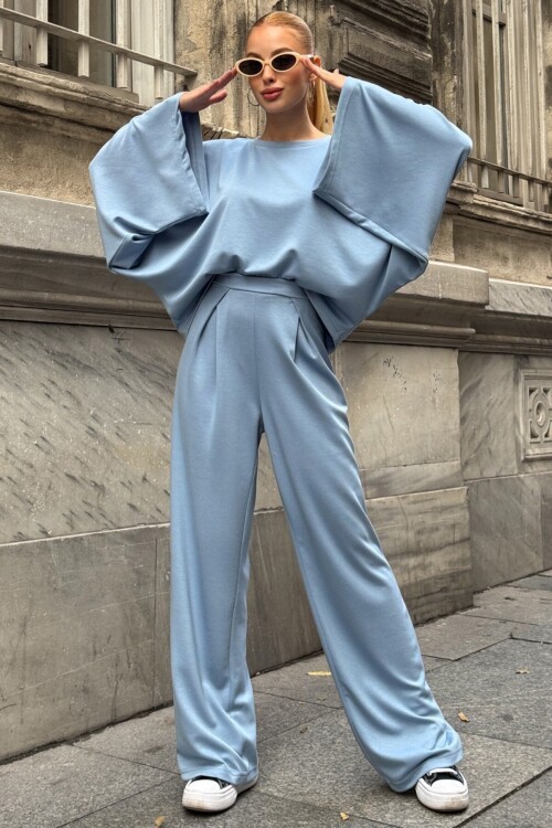 Geniş Kol Detaylı Oversize İkili Takım