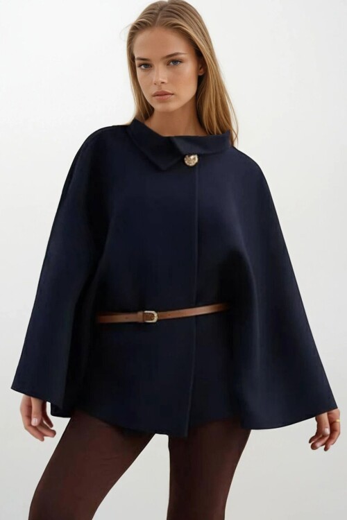 Gold Düğmeli Kemerli Kaşe Panço