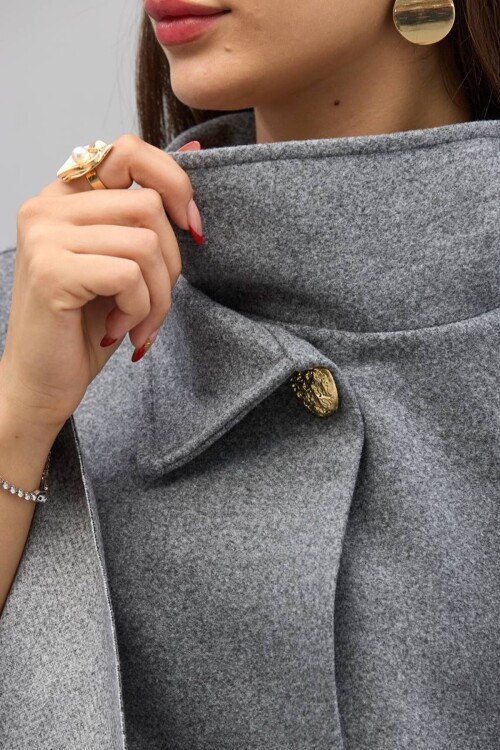 Gold Düğmeli Kemerli Kaşe Panço