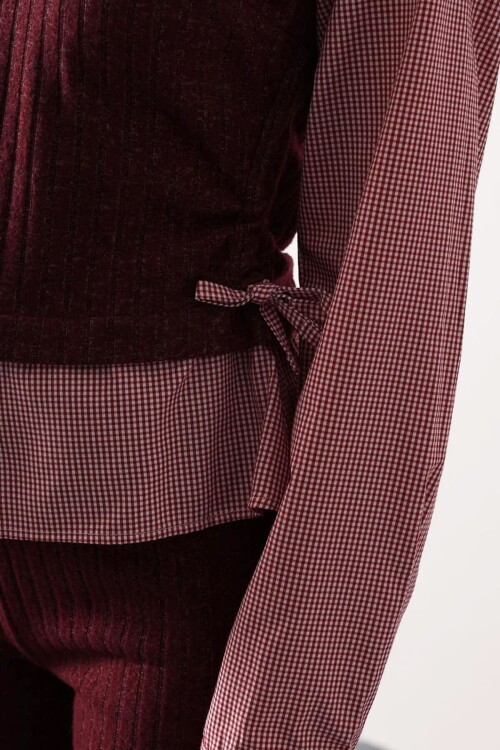 Gömlek Detaylı Büzgülü Bluz ve Beli Lastikli Pantolon Triko Takım