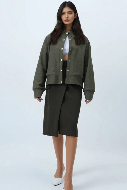 Hakim Yaka Yumuşak Dokulu Çift Cepli Ceket