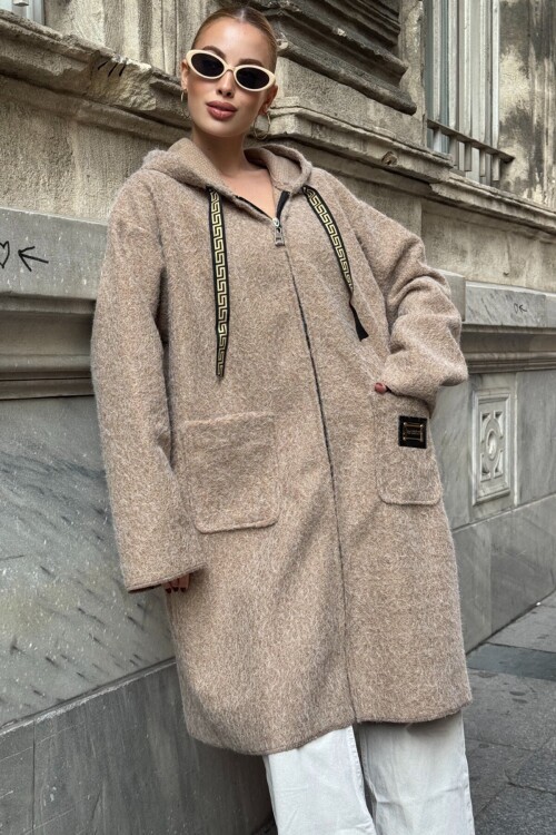 Kapüşonlu Uzun Peluş Mont