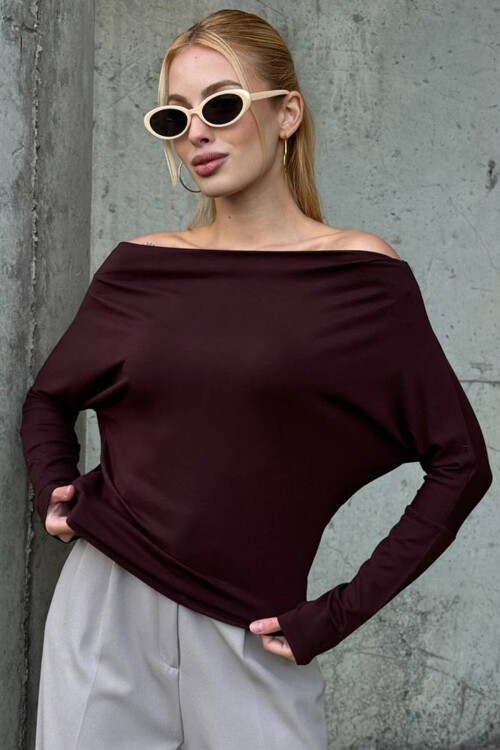 Kayık Yaka Uzun Kollu Basic Bluz