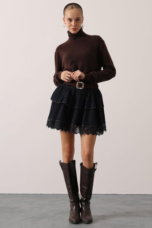 Kemerli Dantel Detaylı Volanlı Denim Etek