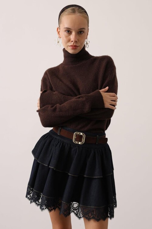 Kemerli Dantel Detaylı Volanlı Denim Etek