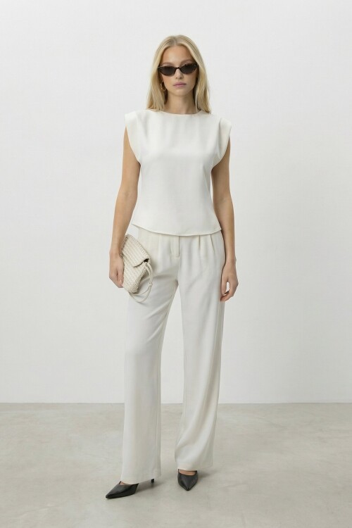 Kolsuz Vatkalı Bluz