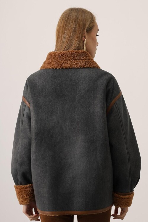 Kontrastlı Fermuarlı Yünlü Ceket
