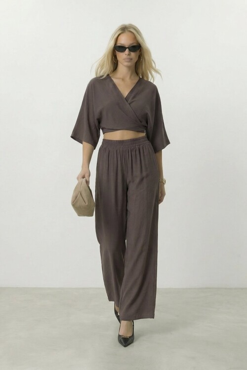 Kruvaze Yaka Bluz Ve Pantolon Takım