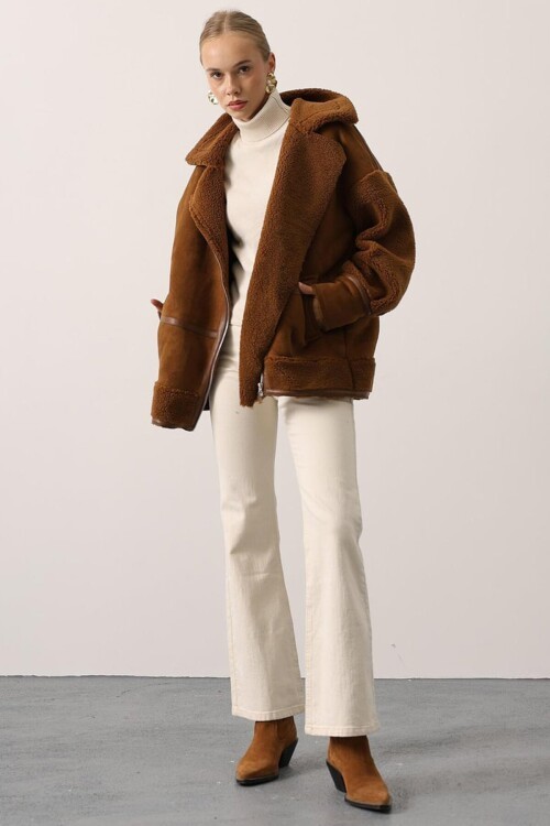 Kruvaze Yaka Femruarlı Çift Cepli Yünlü Celet