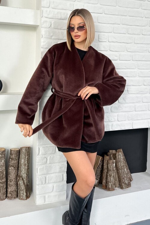 Kuşak Detaylı Peluş Kaban