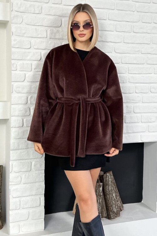 Kuşak Detaylı Peluş Kaban