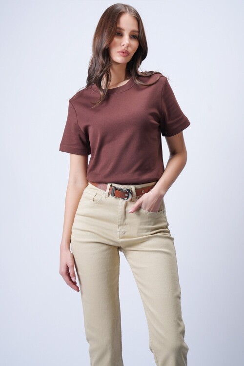 Kahverengi Likralı Kısa T-Shirt