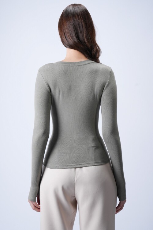 Çağla Yeşili Likralı Uzun Kollu Bluz