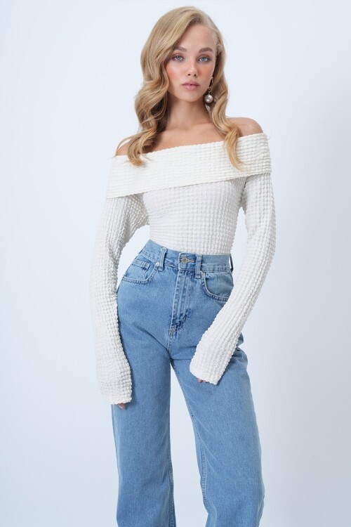 Madonna Yaka Bürümcük Uzun Kol Bluz