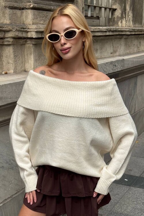 Madonna Yaka Uzun Kollu Triko Elbise