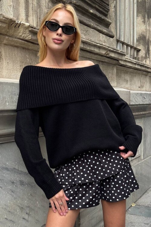 Madonna Yaka Uzun Kollu Triko Elbise